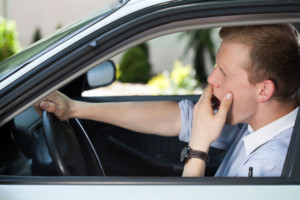 Due ore in meno di sonno e il rischio alla guida raddoppia