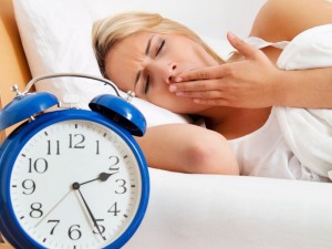 I 10 segnali che indicano che dormi troppo poco